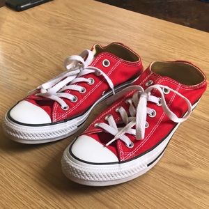 Converse— Red